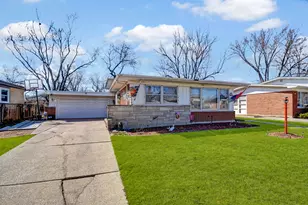 170 S Serena Dr, Chicago Heights, IL 60411 - Photo 1