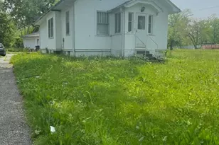 2411 31st St, Zion, IL 60099 - Photo 1