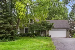 377 Pierce St, Gilberts, IL 60136 - Photo 1