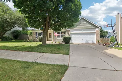 84 Arbor Avenue, Sugar Grove, IL 60554 - Photo 1