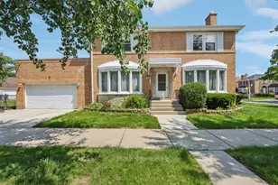 3340 W Glenlake Ave, Chicago, IL 60659 - Photo 1