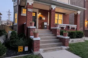 5221 W Cornelia Ave, Chicago, IL 60641 - Photo 1