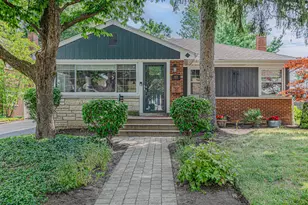 101 N Yale Ave, Arlington Heights, IL 60005 - Photo 1