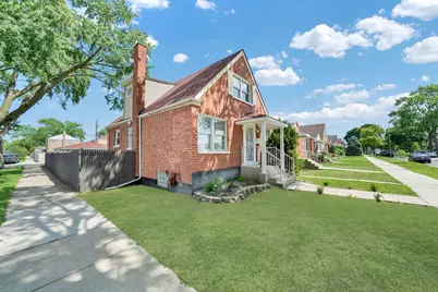 5301 S Hamlin Avenue, Chicago, IL 60632 - Photo 1