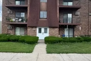 6345 Birmingham St, Chicago Ridge, IL 60415 - Photo 1