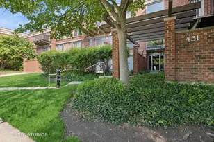 431 Kelburn Rd, Deerfield, IL 60015 - Photo 1