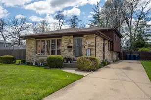7007 W 110th St, Worth, IL 60482 - Photo 1