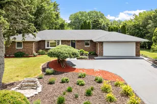 24935 S Ridge Rd, Elwood, IL 60421 - Photo 1