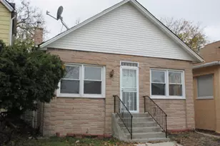 7522 S Merrill Ave, Chicago, IL 60649 - Photo 1