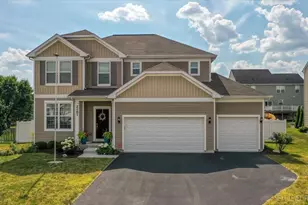2267 Lundquist Dr, Aurora, IL 60503 - Photo 1