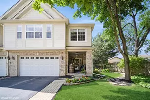 1475 Ginger Woods Ct, Wheeling, IL 60090 - Photo 1