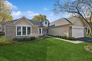 5249 Elliott Dr, Hoffman Estates, IL 60192 - Photo 1