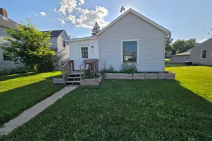 205 S Congress Ave, Polo, IL 61064 - Photo 1