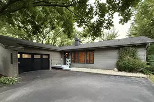 6412 Redbird Ln, Crystal Lake, IL 60012 - Photo 1