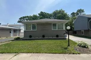16341 Justine St, Markham, IL 60428 - Photo 1