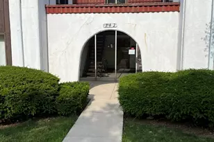 743 E Fullerton Ave, Glendale Heights, IL 60139 - Photo 1