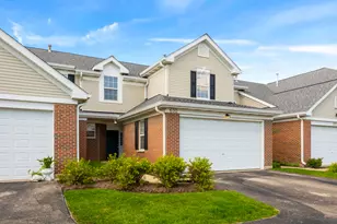 630 Legend Ln, McHenry, IL 60050 - Photo 1