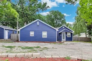 43173 N Lake Ave, Antioch, IL 60002 - Photo 1