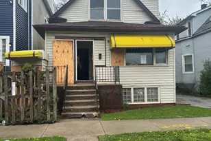 7736 S Muskegon Ave, Chicago, IL 60649 - Photo 1