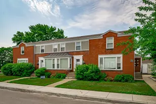 5641 W Carmen Ave, Chicago, IL 60630 - Photo 1