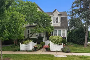 1109 N Dunton Ave, Arlington Heights, IL 60004 - Photo 1