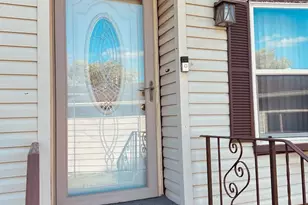 638 Huntsbridge Rd, Matteson, IL 60443 - Photo 1