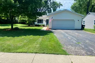 1615 Meadow Ln, McHenry, IL 60050 - Photo 1