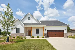 220 S Primrose Dr, Coal City, IL 60416 - Photo 1