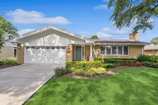 5204 Clausen Ave, Western Springs, IL 60558 - Photo 1