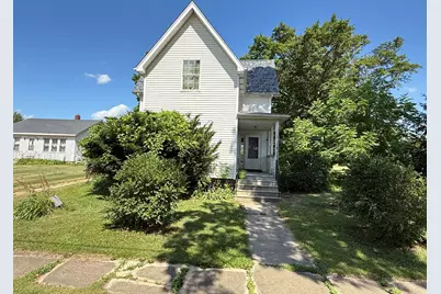 32338 White Street, Kirkland, IL 60146 - Photo 1