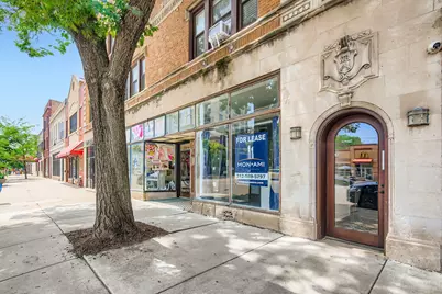 6236 N Broadway Avenue #3, Chicago, IL 60660 - Photo 1