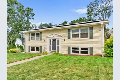 303 S President Street, Wheaton, IL 60187 - Photo 1