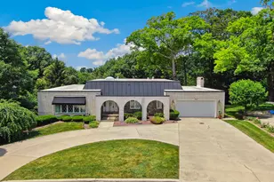 712 Ridge Rd, Lemont, IL 60439 - Photo 1