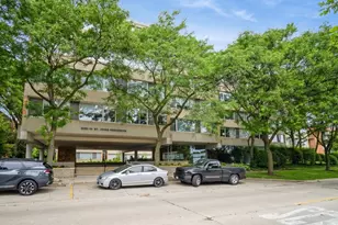 2020 St Johns Ave, Highland Park, IL 60035 - Photo 1