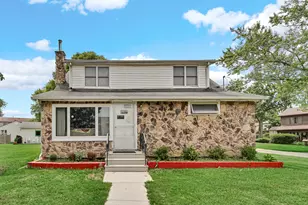 23761 N Cottage Rd, Lake Zurich, IL 60047 - Photo 1