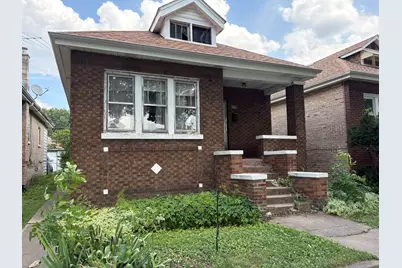 5535 S Fairfield Avenue, Chicago, IL 60629 - Photo 1