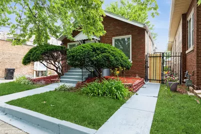 7915 S Justine Street, Chicago, IL 60620 - Photo 1