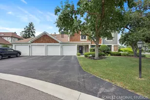 1675 Grosvenor Cir, Wheaton, IL 60189 - Photo 1