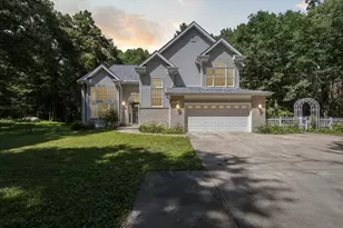 7133 Pomeroy Rd, Rockton, IL 61072 - Photo 1