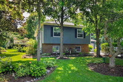 4N531 Arrowhead Drive, Campton Hills, IL 60175 - Photo 1