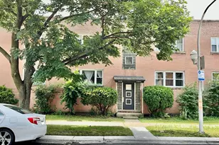 2819 W Granville Ave, Chicago, IL 60659 - Photo 1