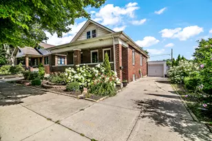 443 W Water St, Kankakee, IL 60901 - Photo 1