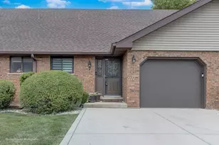 1906 Heatherway Ln, New Lenox, IL 60451 - Photo 1
