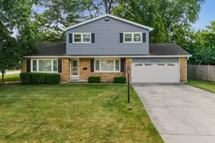 308 Long Ave, North Aurora, IL 60542 - Photo 1