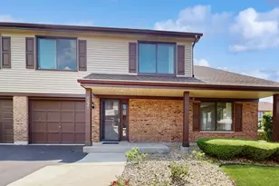 9221 Auburn Ct, Orland Park, IL 60462 - Photo 1