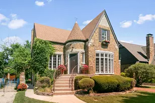 400 Selborne Rd, Riverside, IL 60546 - Photo 1