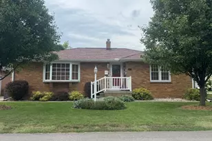 1312 S Vermillion St, Streator, IL 61364 - Photo 1