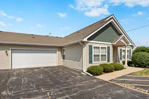 914 Garden Ln, Homewood, IL 60430 - Photo 1