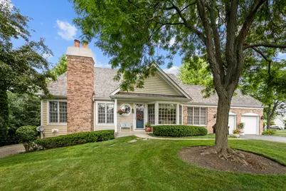 572 Stockbridge Court, Lake Forest, IL 60045 - Photo 1