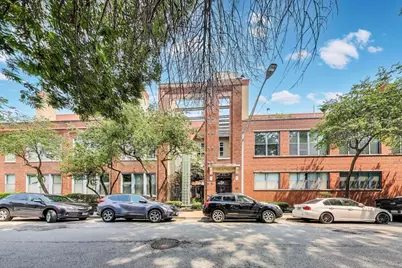 525 N Ada Street #4, Chicago, IL 60642 - Photo 1